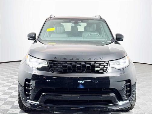 2025 Land Rover Discovery P360 Dynamic SE