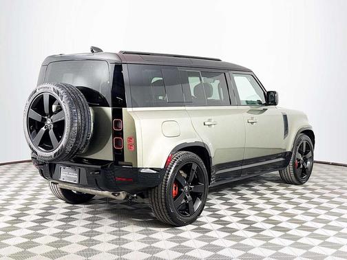 2025 Land Rover Defender 110 P400 X