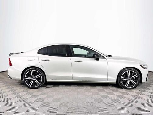 Birch Light Metallic 2021 Volvo S60 T5 R-Design