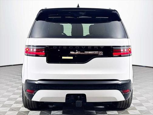 2025 Land Rover Discovery P360 Dynamic SE