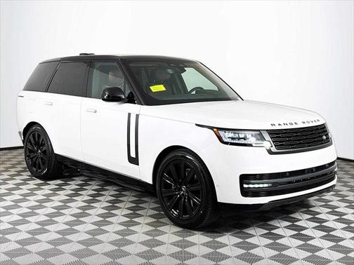 2025 Land Rover Range Rover P550e Autobiography