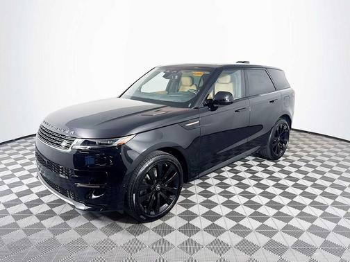 2025 Land Rover Range Rover Sport SE