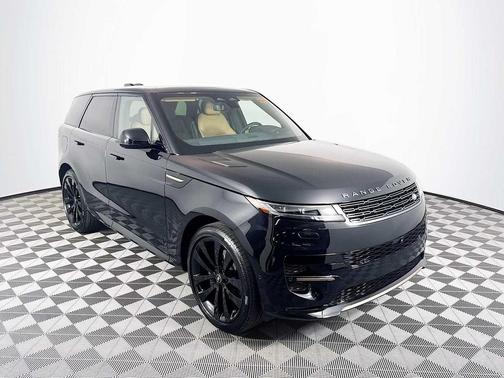 2025 Land Rover Range Rover Sport SE