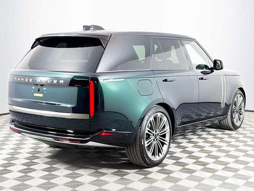 2026 Land Rover Range Rover P400 SE