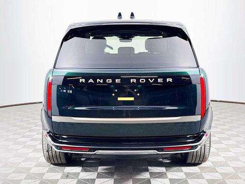 2026 Land Rover Range Rover P400 SE