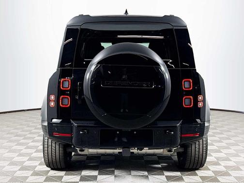 Santorini Black 2026 Land Rover Defender P400 X-Dynamic SE