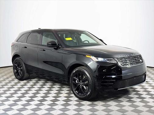 2026 Land Rover Range Rover Velar P250 SE R-Dynamic