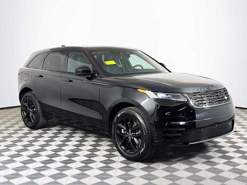 2026 Land Rover Range Rover Velar P250 SE R-Dynamic