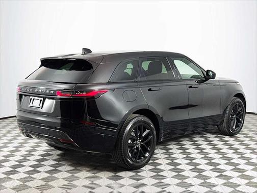 2026 Land Rover Range Rover Velar P250 SE R-Dynamic