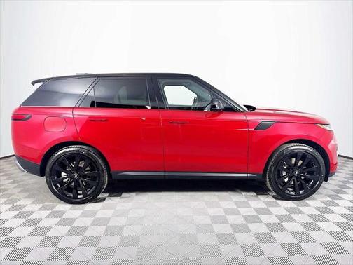 2025 Land Rover Range Rover Sport SE