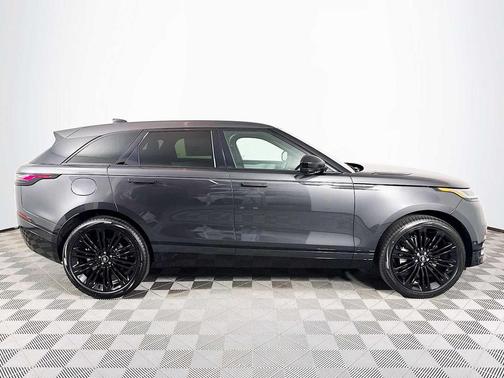 2026 Land Rover Range Rover Velar P250 SE R-Dynamic