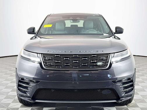 2026 Land Rover Range Rover Velar P250 SE R-Dynamic