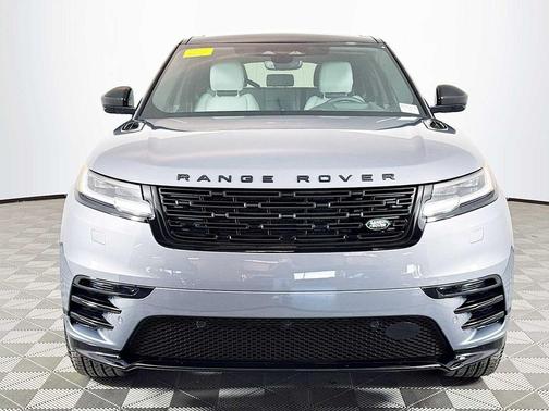 2026 Land Rover Range Rover Velar P250 SE R-Dynamic