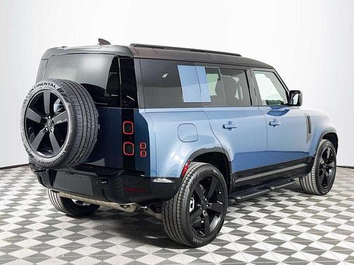 2026 Land Rover Defender P400 X-Dynamic SE