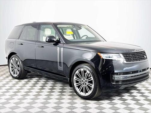 2025 Land Rover Range Rover P530 SE
