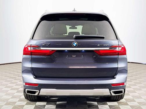 Arctic Gray Metallic 2019 BMW X7 xDrive40i