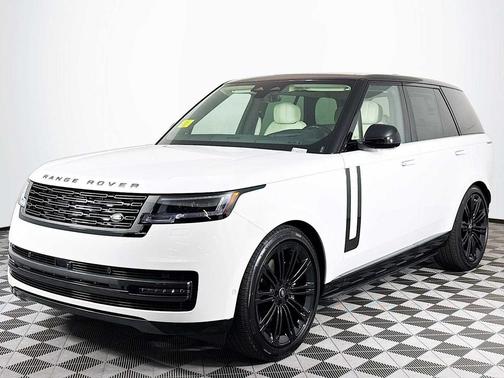 2025 Land Rover Range Rover P400 SE