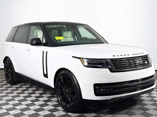 2025 Land Rover Range Rover P400 SE