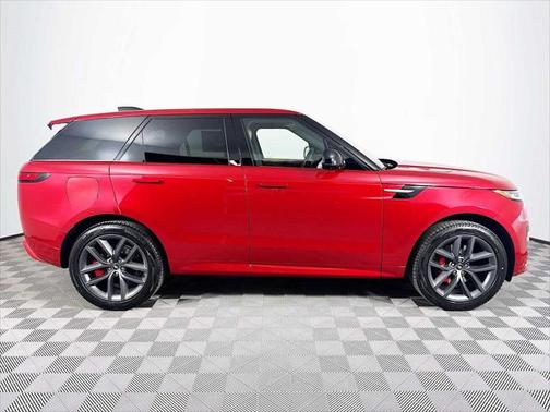 2025 Land Rover Range Rover Sport SE