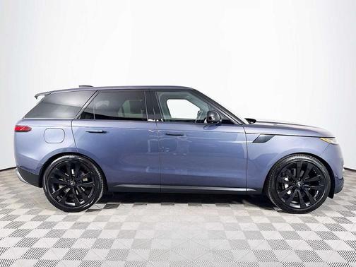 Varesine Blue 2024 Land Rover Range Rover Sport SE