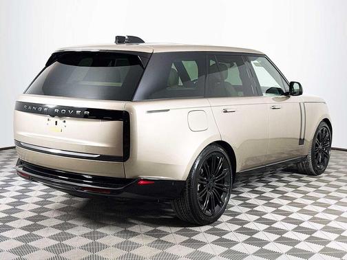 2026 Land Rover Range Rover P400 SE