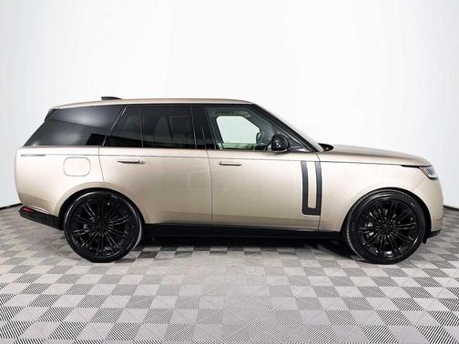 2026 Land Rover Range Rover P400 SE