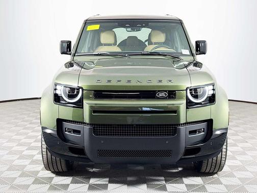 2026 Land Rover Defender P400 X-Dynamic SE