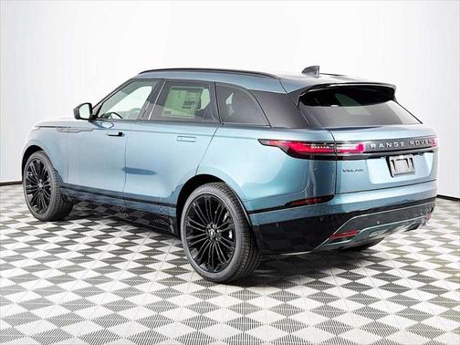 2026 Land Rover Range Rover Velar P250 SE R-Dynamic