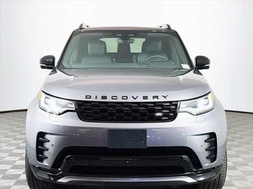 2024 Land Rover Discovery P300 Dynamic SE