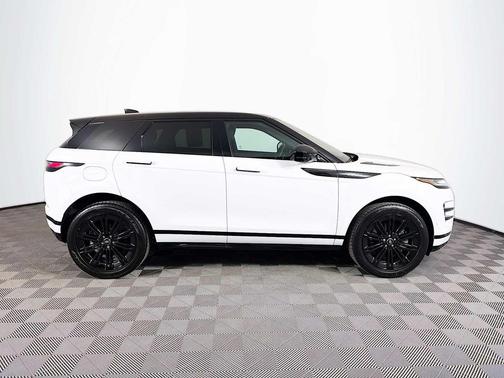 Fuji White 2025 Land Rover Range Rover Evoque Dynamic SE