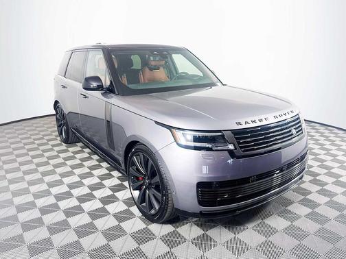 2025 Land Rover Range Rover P615 SV