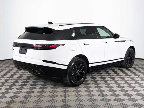 Fuji White 2025 Land Rover Range Rover Velar P250 SE R-Dynamic