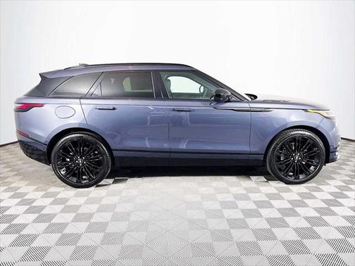 2026 Land Rover Range Rover Velar P250 SE R-Dynamic