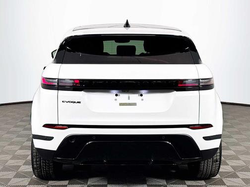 2025 Land Rover Range Rover Evoque Core S