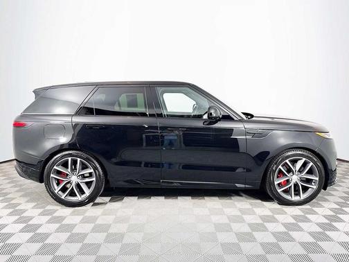 2023 Land Rover Range Rover Sport First Edition
