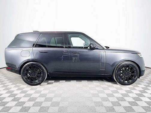 2026 Land Rover Range Rover P400 SE