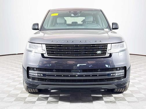 2026 Land Rover Range Rover P400 SE