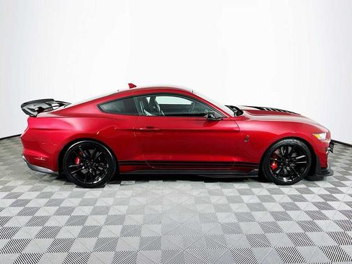 2020 Ford Shelby GT500 Base