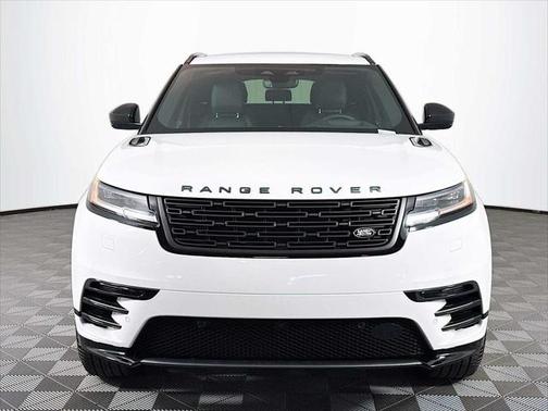 2026 Land Rover Range Rover Velar P250 SE R-Dynamic