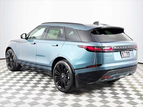 2026 Land Rover Range Rover Velar P250 SE R-Dynamic