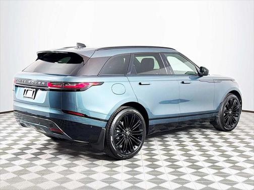 2026 Land Rover Range Rover Velar P250 SE R-Dynamic