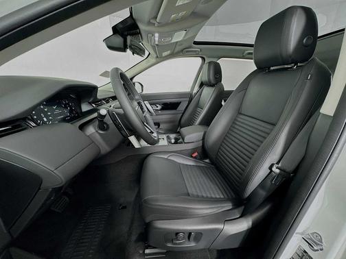 2025 Land Rover Discovery Sport S