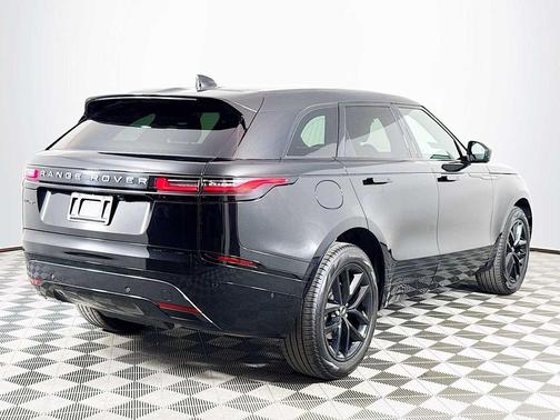 Santorini Black Metallic 2026 Land Rover Range Rover Velar P250 SE R-Dynamic
