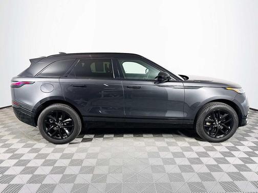 2025 Land Rover Range Rover Velar P250 SE R-Dynamic