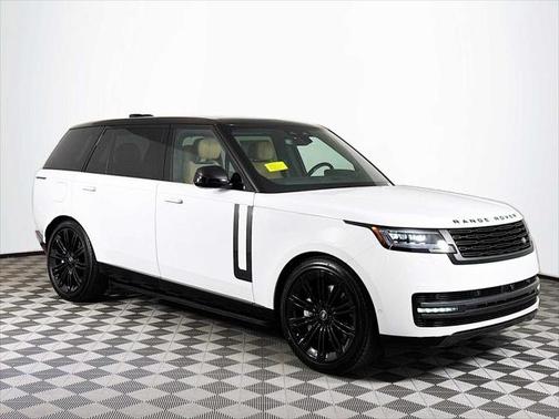 2025 Land Rover Range Rover P530 SE 7 Seat