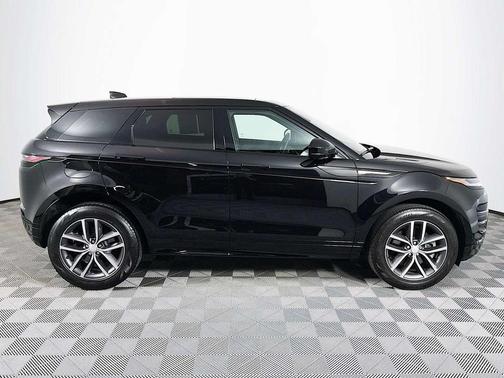 2024 Land Rover Range Rover Evoque Dynamic SE