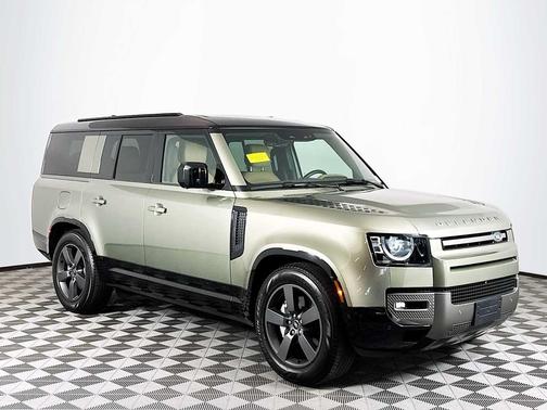 2025 Land Rover Defender 130 P400 X-Dynamic SE
