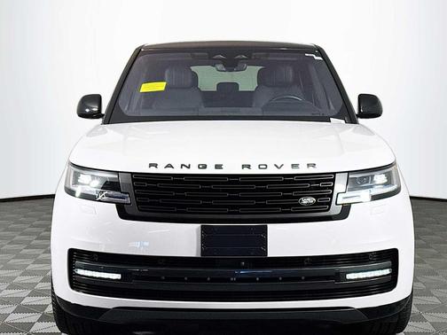 2023 Land Rover Range Rover P400 SE