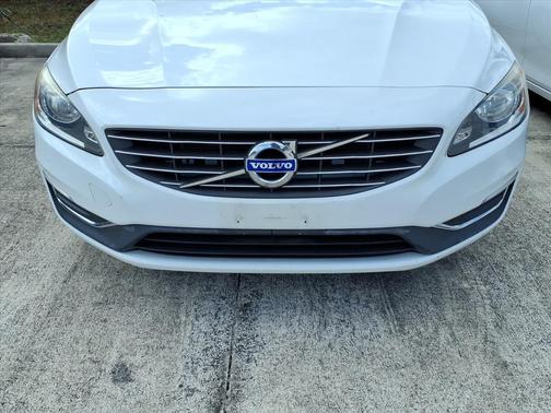 2016 Volvo V60 T5 Premier