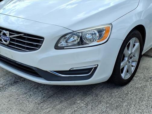 2016 Volvo V60 T5 Premier
